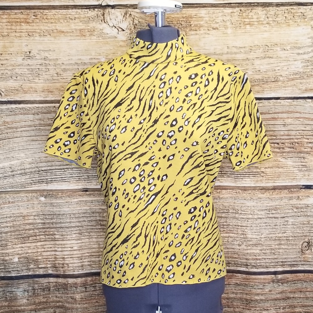St. John Cheetah Print Short Sleeve Santana Knit S